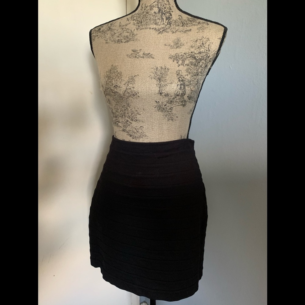 Black cotton Express skirt